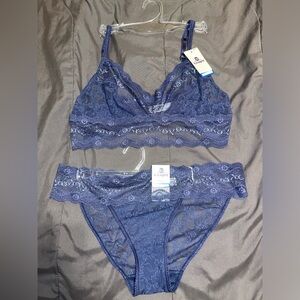 New 2 piece Wacoal b.tempt’d Lingerie set